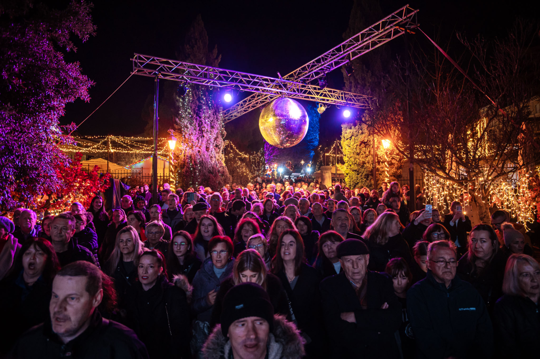 FOTO Kolo u đardinu održalo još jedan koncert za pamćenje, ovaj put nešto drugačiji 