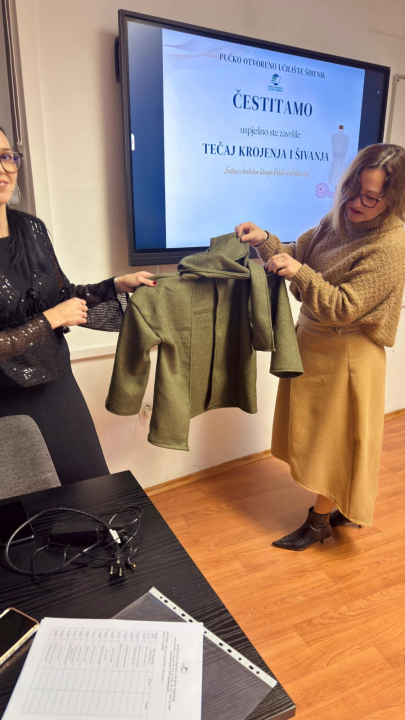 FOTO Uspješno završen tečaj krojenja i šivanja u POU Šibenik, a prijave za novi ciklus već su otvorene