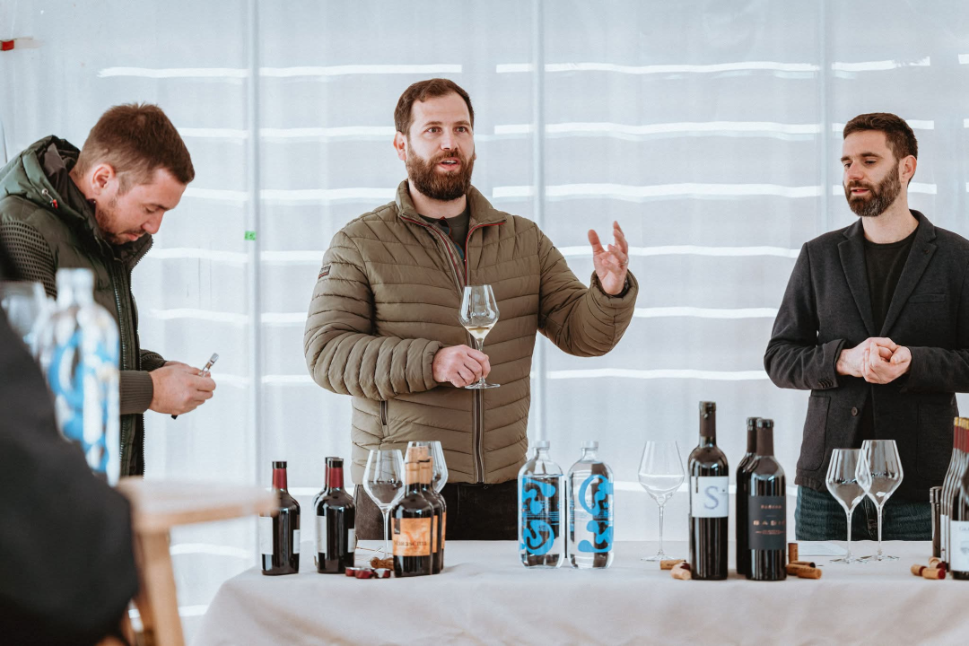 Vina, okusi i tradicija: Manifestacija Vino Dalmacije okupila dalmatinske vinare u Šibeniku