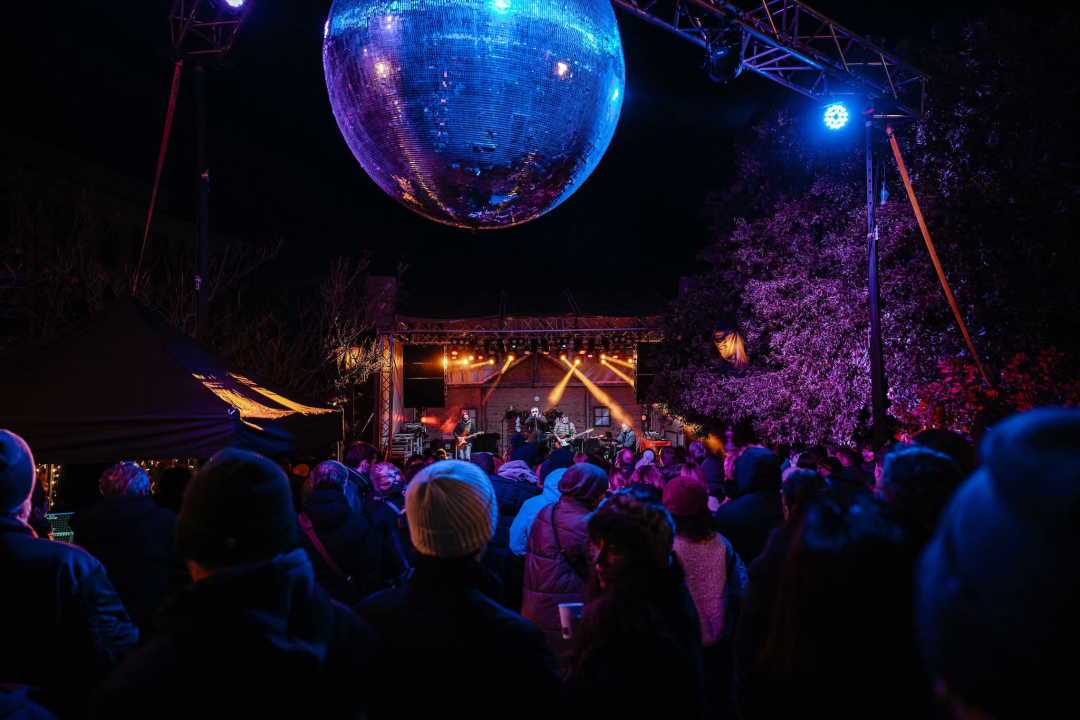 Sarajevske Letu Štuke 'zapalile' Adventuru: Šibenik u ritmu glazbe ulazi u spektakularni novogodišnji tjedan