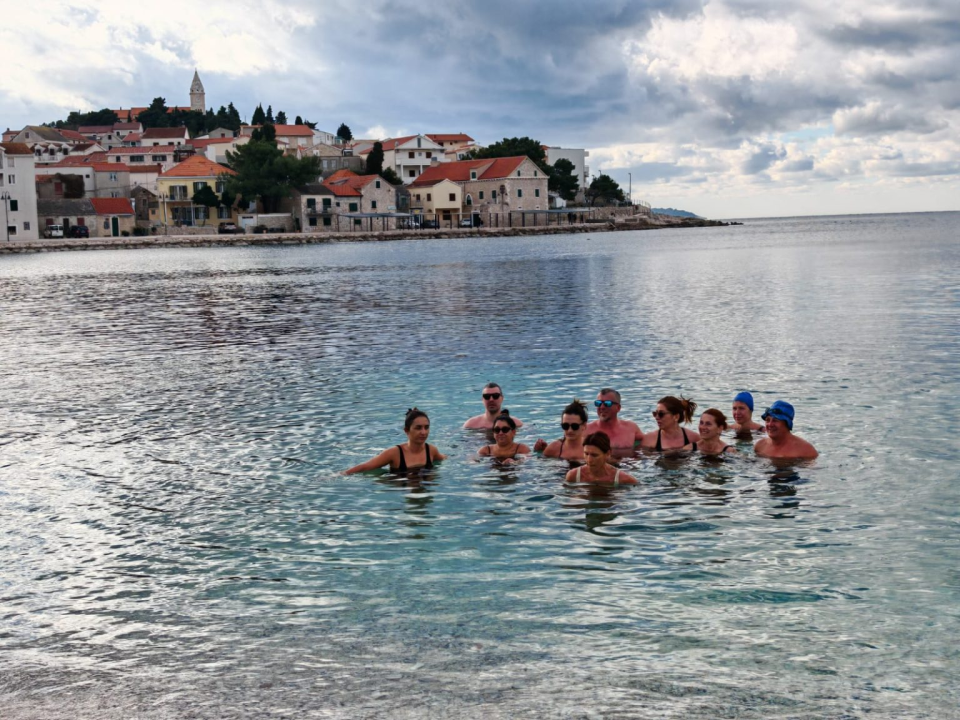 FOTO Bez novogodišnje banjade nije prošlo ni u Primoštenu