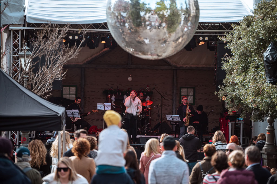 Šibenčani uživaju u zadnjem danu Adventure: Dnevno druženje uz Pojačaj radio, a večeras veliko finale s Cubismom