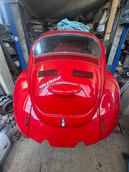 Obnovljena Buba atrakcija blagdanski uređenog dvorišta obitelji Vlahov na Srimi