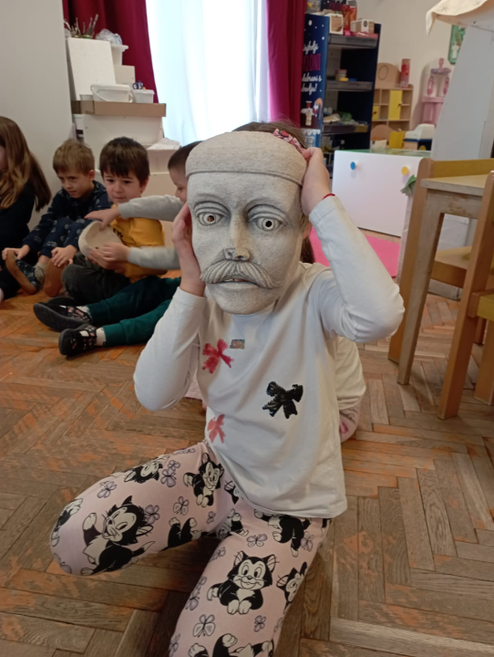 Didaktička Šibenska kapa mališane iz DV Maslina odvela na 'put u šibensku baštinu'