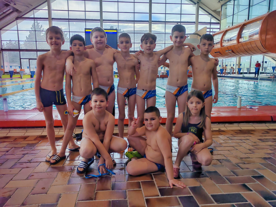 FOTO Osam medalja plivačima Šibenika na drugom kolu Otvorene splitske lige