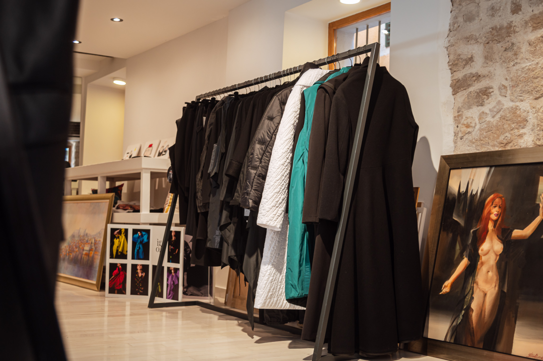 FOTO Otkrijte novu keramiku, odlične popuste na modne kolekcije i pogodnosti Silver kartice u Galeriji Juraj Dalmatinac!