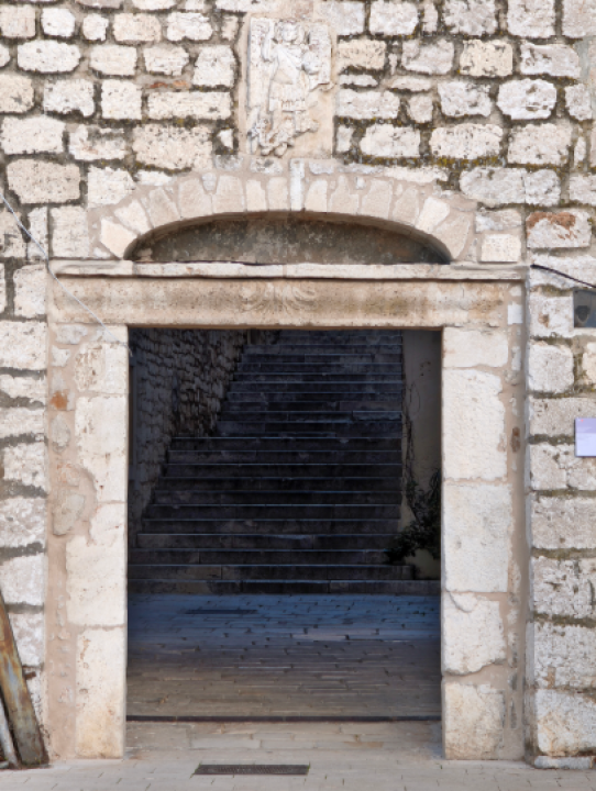 FOTO Pogledajte kako izgleda gotički prolaz Kneževe palače nakon obnove