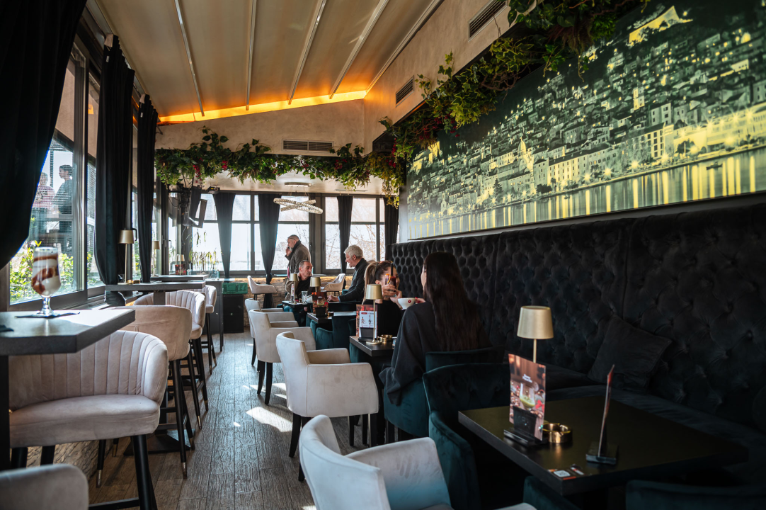 FOTO Mozart ovog mjeseca podiže ljestvicu zabave na novu razinu uz Nina Mrčelu, Sandija Cenova i Wine & Paint!