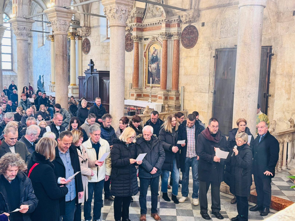 FOTO Svjetski dan braka proslavljen u katedrali sv. Jakova