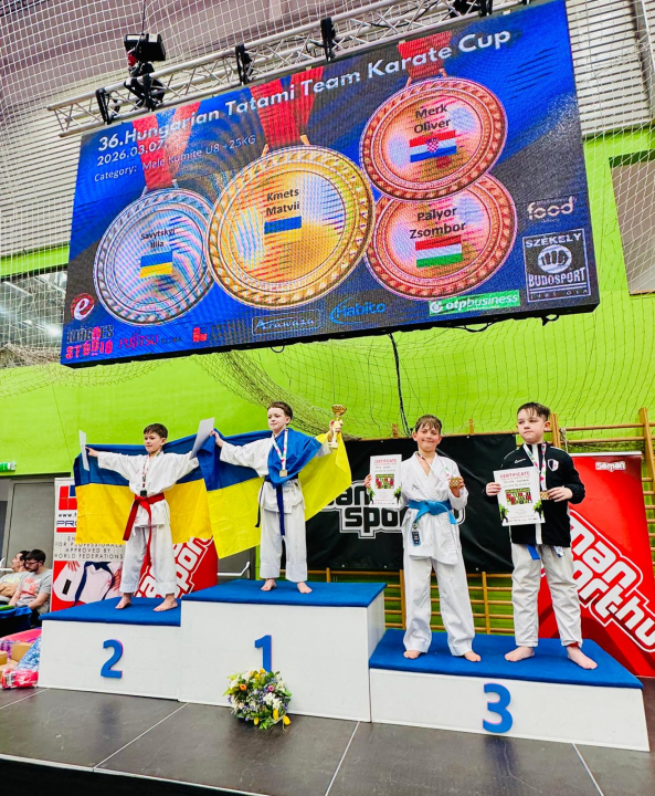 FOTO Karate klub Phoenix osvojio tri bronce na jakom međunarodnom turniru u Mađarskoj