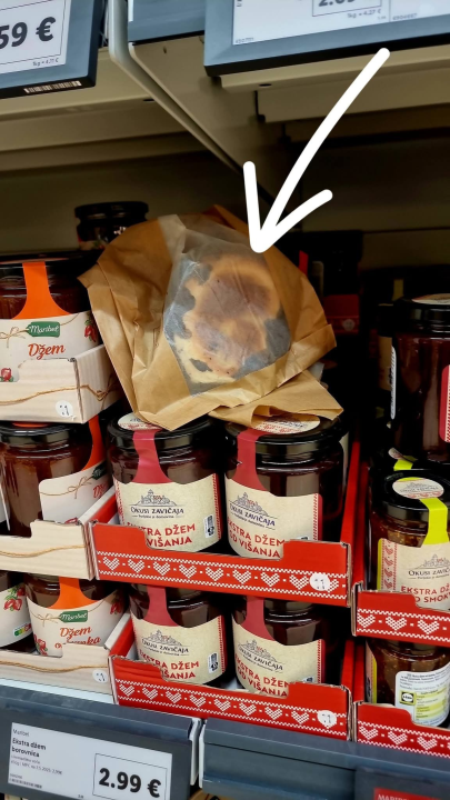 Bezobrazluk bez granica: Kupci hranu ostavljaju gdje stignu, a sve završava u smeću