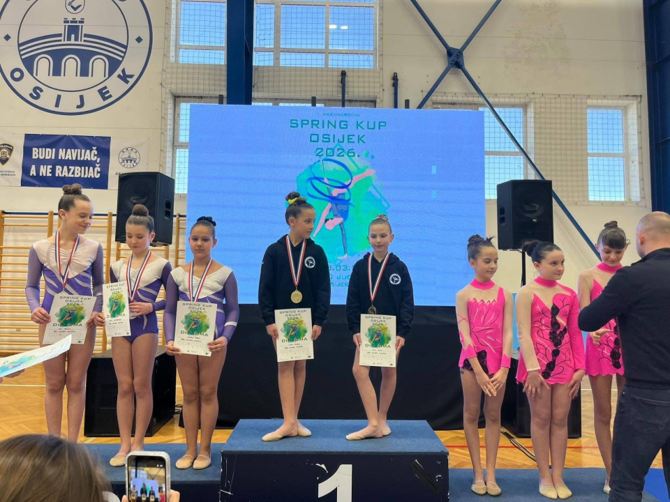 Šibenske gimnastičarke sjajno otvorile sezonu na 'Spring Cupu' u Osijeku 