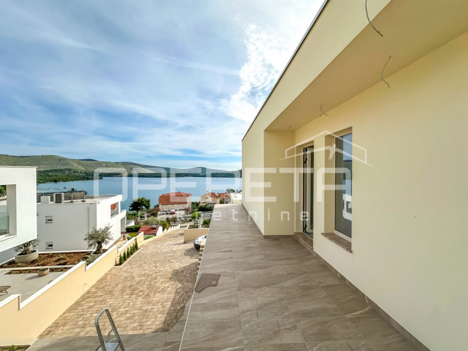 Izbori ekskluzivnih vila s Njuškala u okolici Šibenika