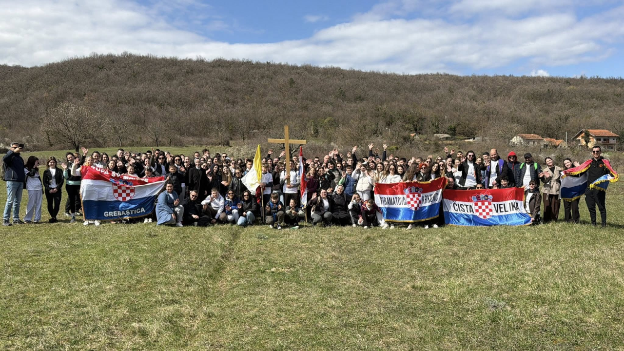 Križni put mladih Šibenske biskupije