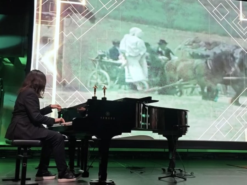 Učenici šibenske glazbene škole koncertom donijeli Hollywood u Arsen