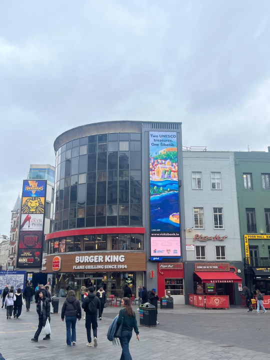 Šibenik inspirira i izvan svojih granica: U srcu Londona prolaznike poziva u posjet