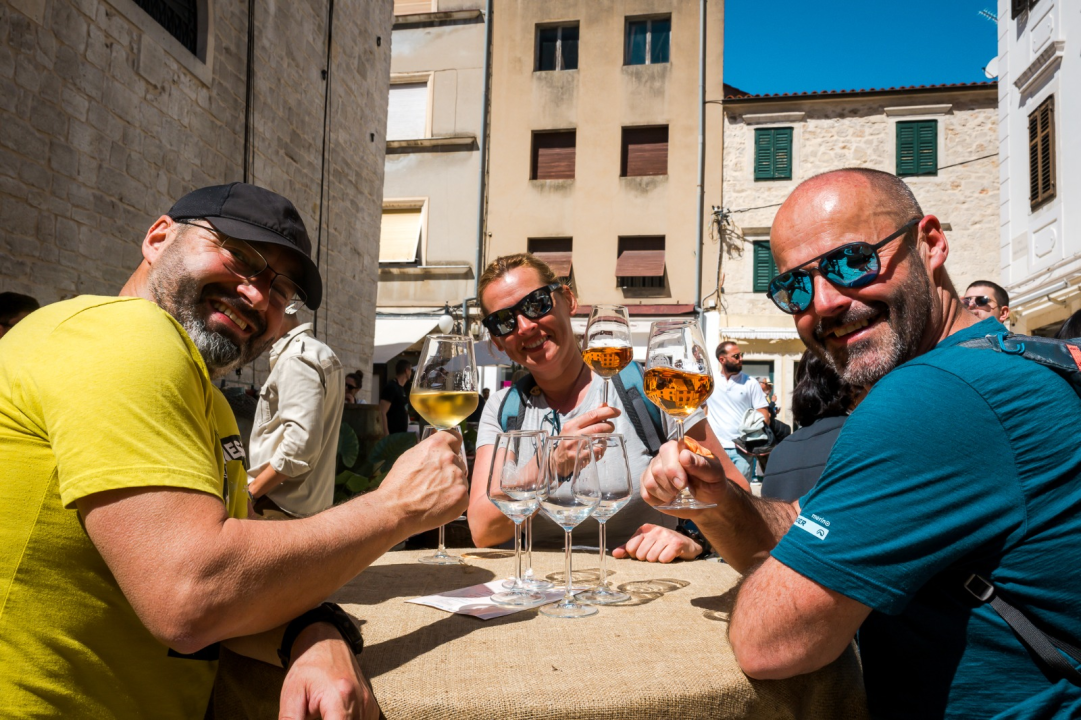 FOTO Mala loža se pretvorila u tradicionalnu marendašku kulisu: Uspješno otvorena treća sezona projekta 'Taste like... marenda'
