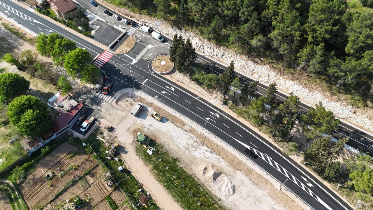 FOTO Završena rekonstrukcija važnog raskrižja na području Skradina
