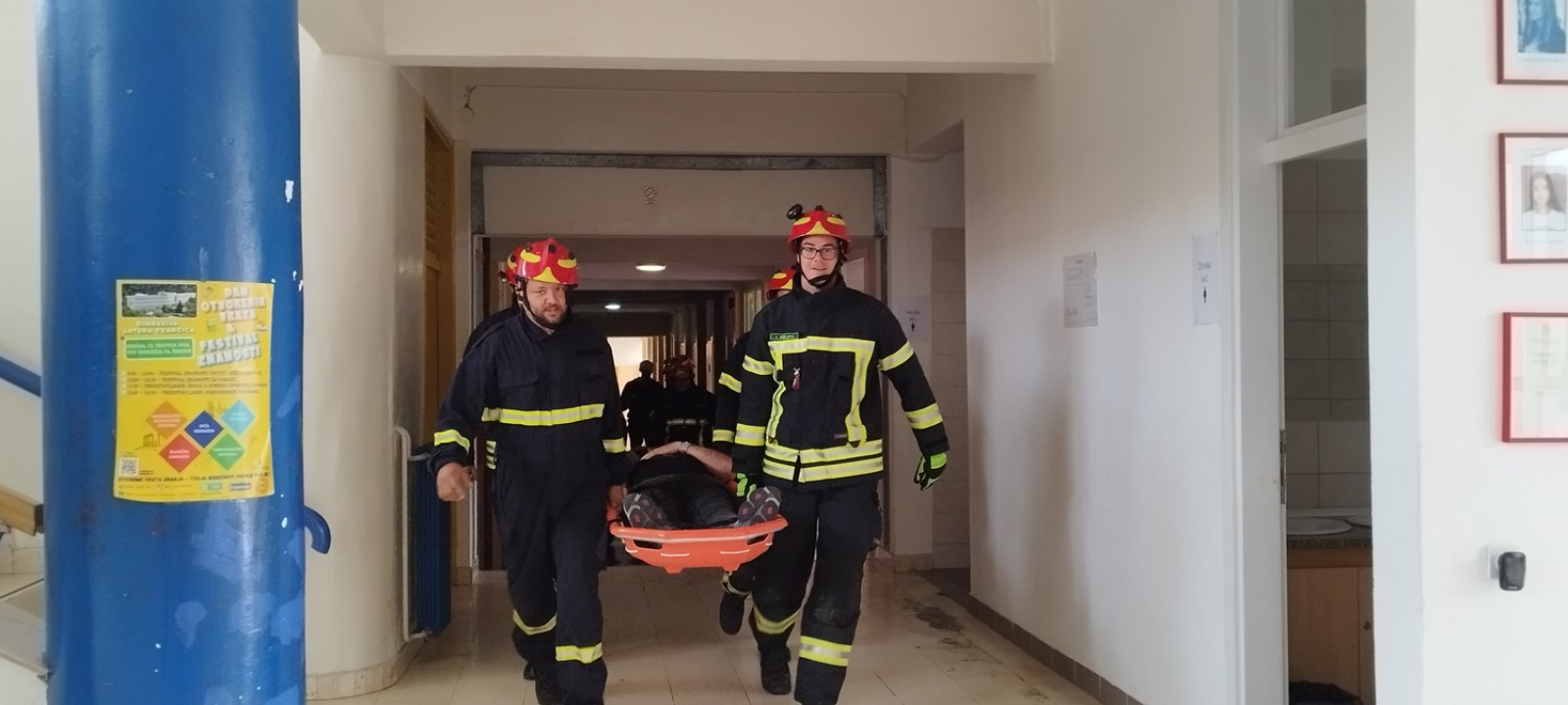 Vatrogasci uspješno evakuirali učenike i djelatnike OŠ Primošten