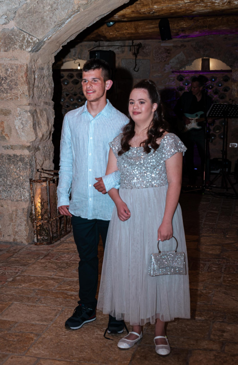 Maturalni ples učenika centra Šubićevac u znaku ljubavi