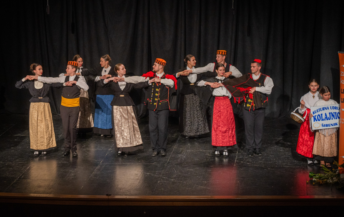 Raskoš županije predstavljat će KUU Zvona Zagore, KUD Zora i KUD Dinara