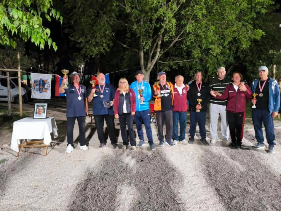 Memorijalni turnir 'Ivan Lambaša' u Šibeniku okupio najbolje igrače petanke 