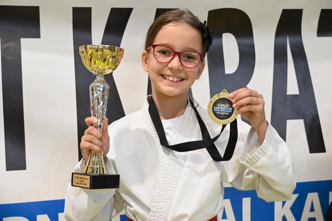  Karate klub Okit Vodice  i dalje čvrsto na tronu