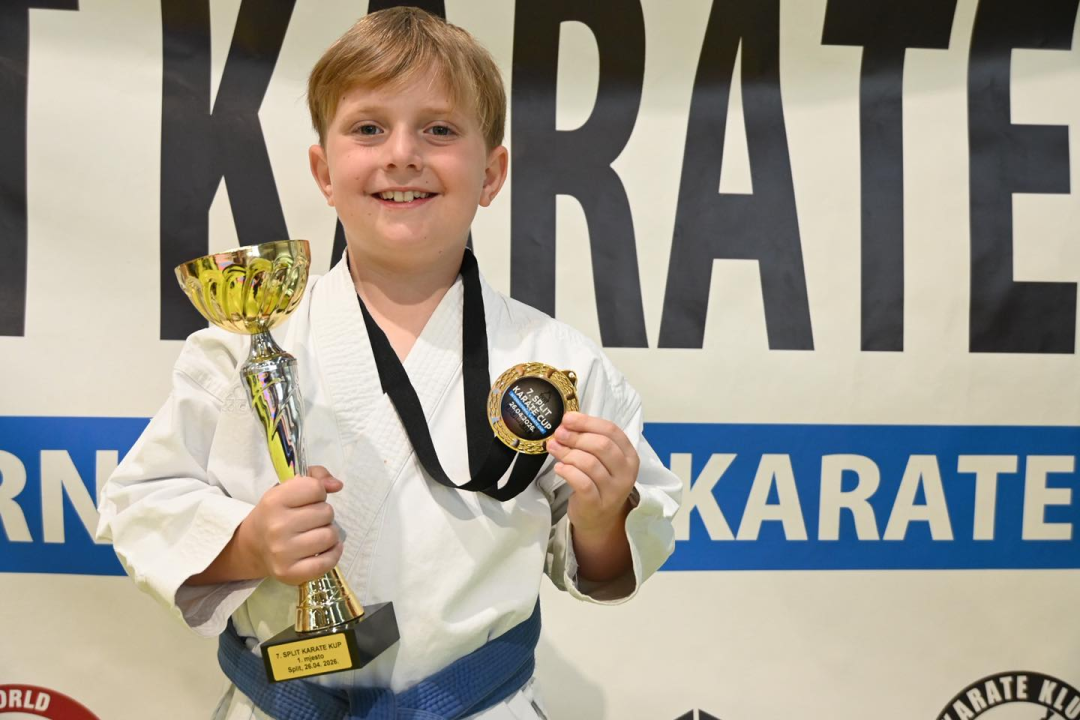  Karate klub Okit Vodice  i dalje čvrsto na tronu