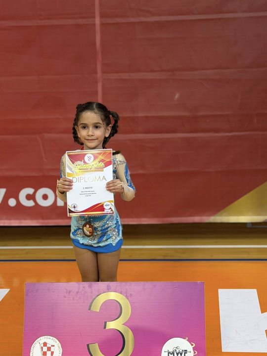 FOTO Šibenske mažoretkinje dobar domaćin trećeg 'Sunny Sidea', uz osvojenih 17 medalja