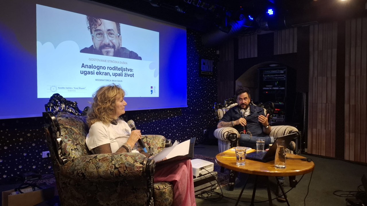 Striček Duško u Azimutu održao inspirativno predavanje o odgoju