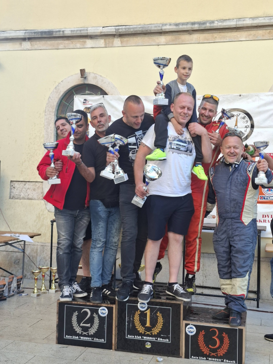 FOTO Vozači AKK Rogoznice uspješni na 'Nagradi Skradina', sa 11 različitih postolja