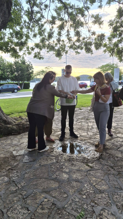 Poetska tura uz stihove posvećene Vesni Parun održana u Šibeniku