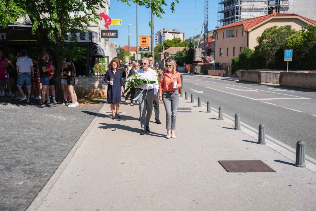 Šibenik obilježio obljetnicu tragične smrti Dražena Petrovića: 'Djeci trebamo prenositi ideju da se trud isplati'