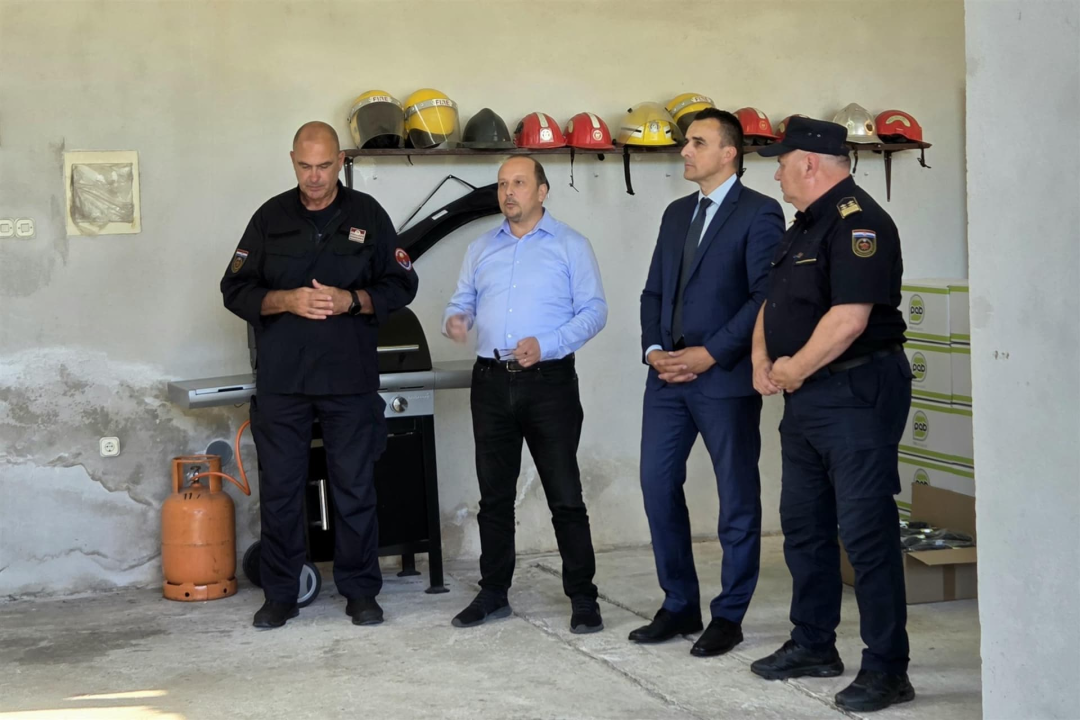 Veliko pojačanje za vatrogasce: Podijeljena oprema, uskoro stiže još šest vozila