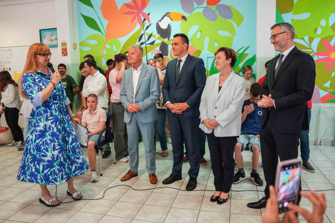 Centar Šubićevac dobio novo senzorno igralište