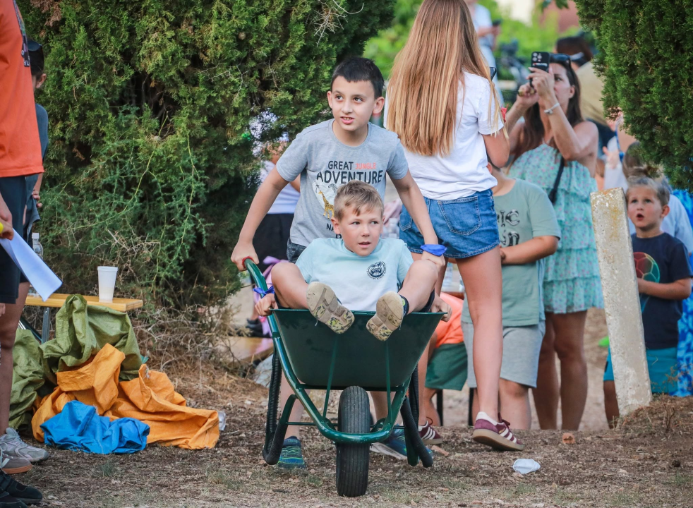 Prve 'Dječje užance' u Tribežiću oživjele tradicijske igre