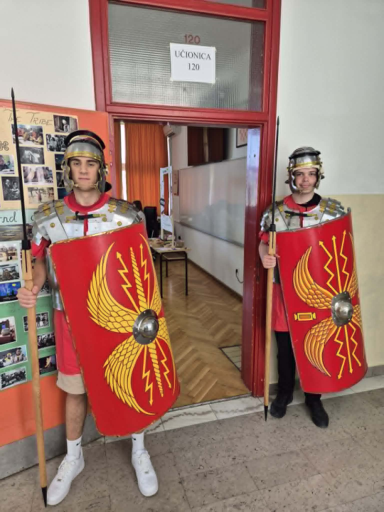 Srednja škola Lovre Montija iz Knina sudjelovala u projektu 'Kulturna baština u lokalnoj zajednici'