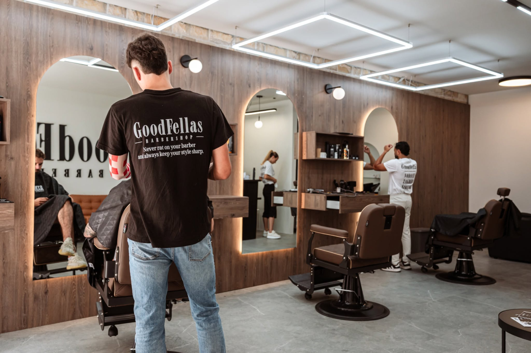 FOTO GoodFellas Barbershop otvorio vrata u Šibeniku: Iskusni barberi, vrhunska usluga i prilika za osvajanje iPhonea 17