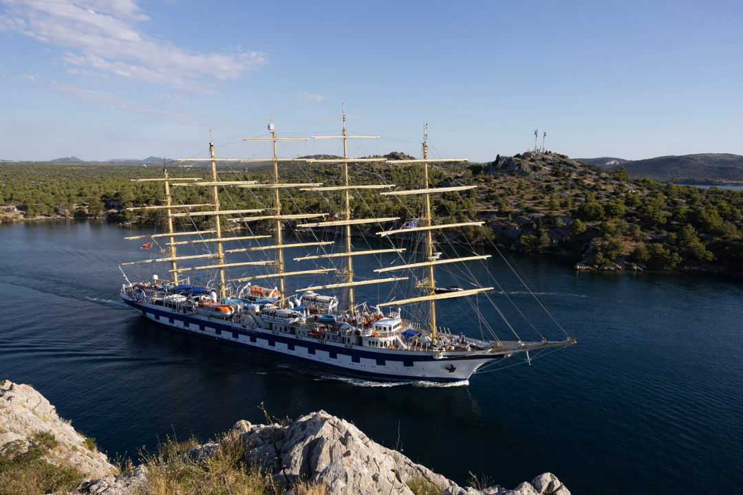 Impresivan prizor u Kanalu sv. Ante: Šibenik ponovno ugostio morskog ljepotana
