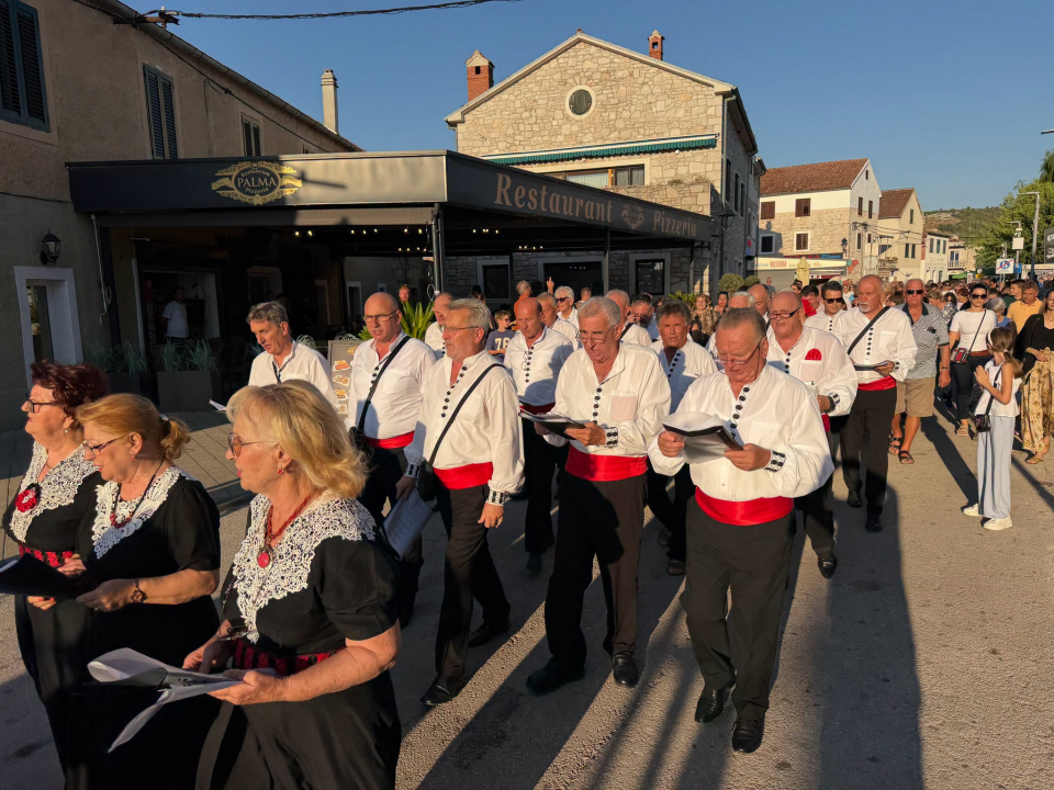 Župa Pirovac proslavila blagdan Gospe Karmelske