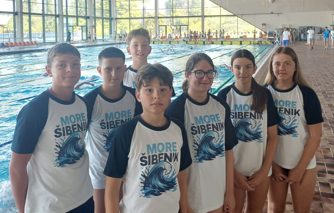 Plivački klub More sezonu završio sa sedam medalja, Luka Šupe prvak Dalmacije na 100 m delfin