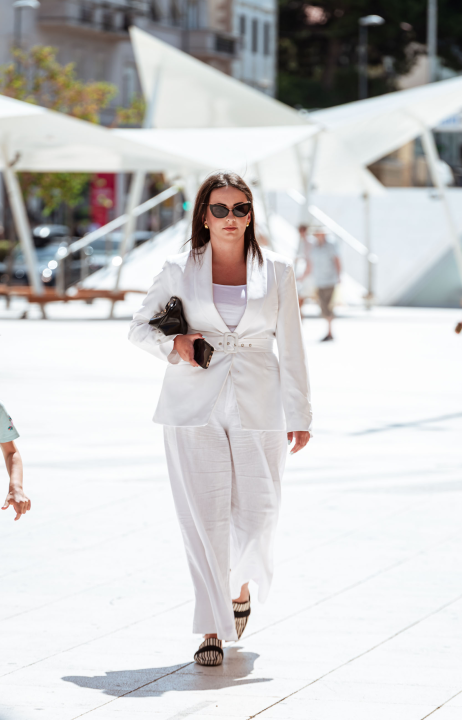 FOTO Minimalizam u prvom planu: Crno-bijeli outfiti oduševili na šibenskim ulicama