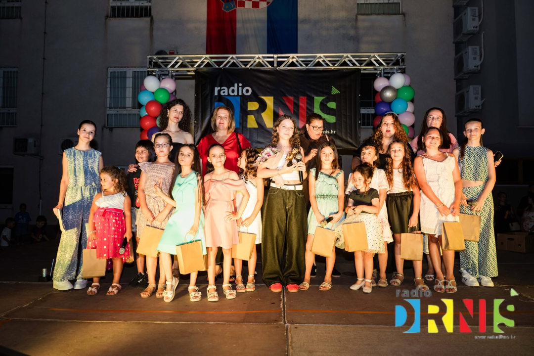 Mladi talenti oduševili: Katarina Trogrlić pobijedila na 6. MiniFEST-u Radio Drniša