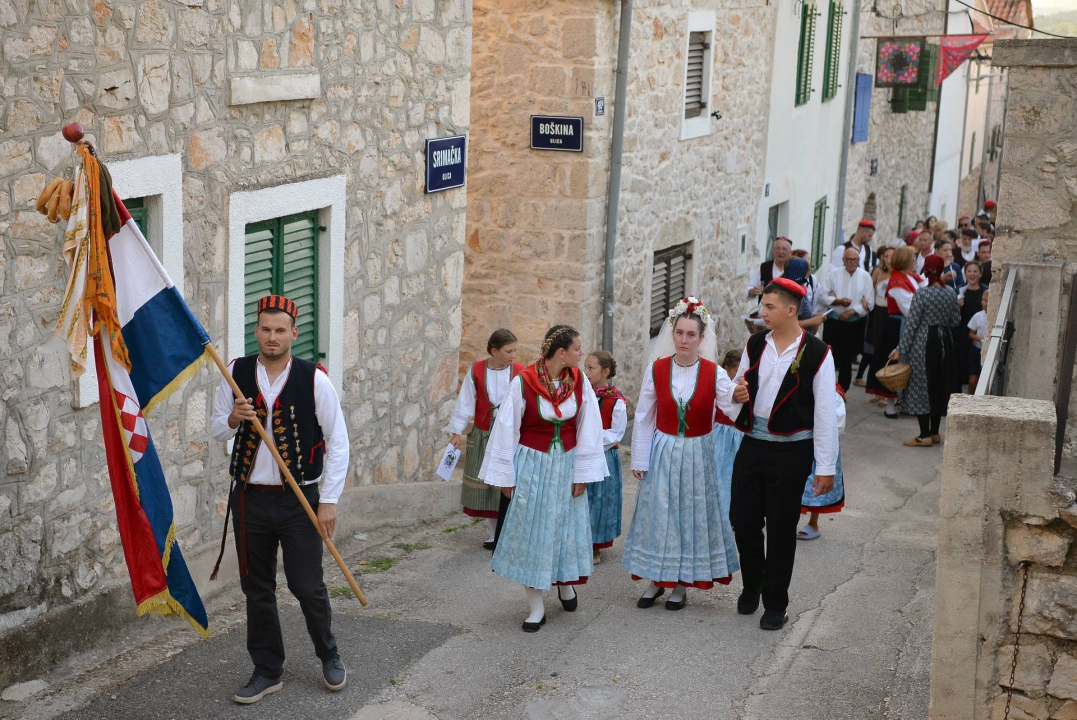 Murterski pir i ove godine vraća stare običaje na ulice