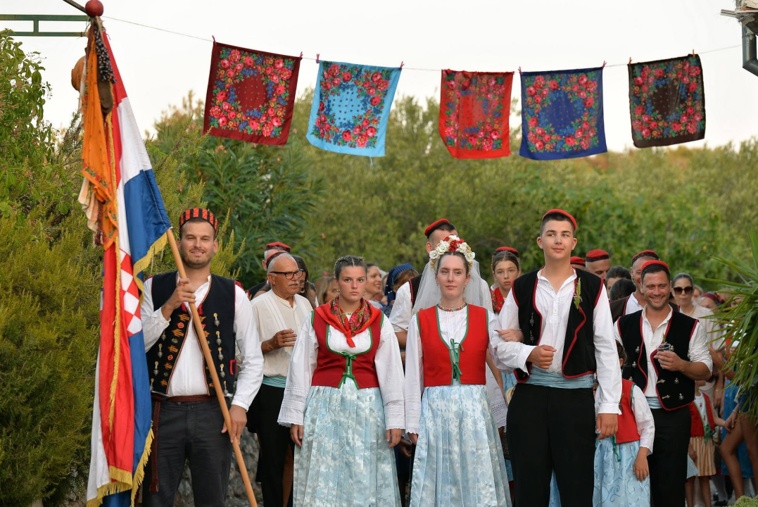 Murterski pir i ove godine vraća stare običaje na ulice