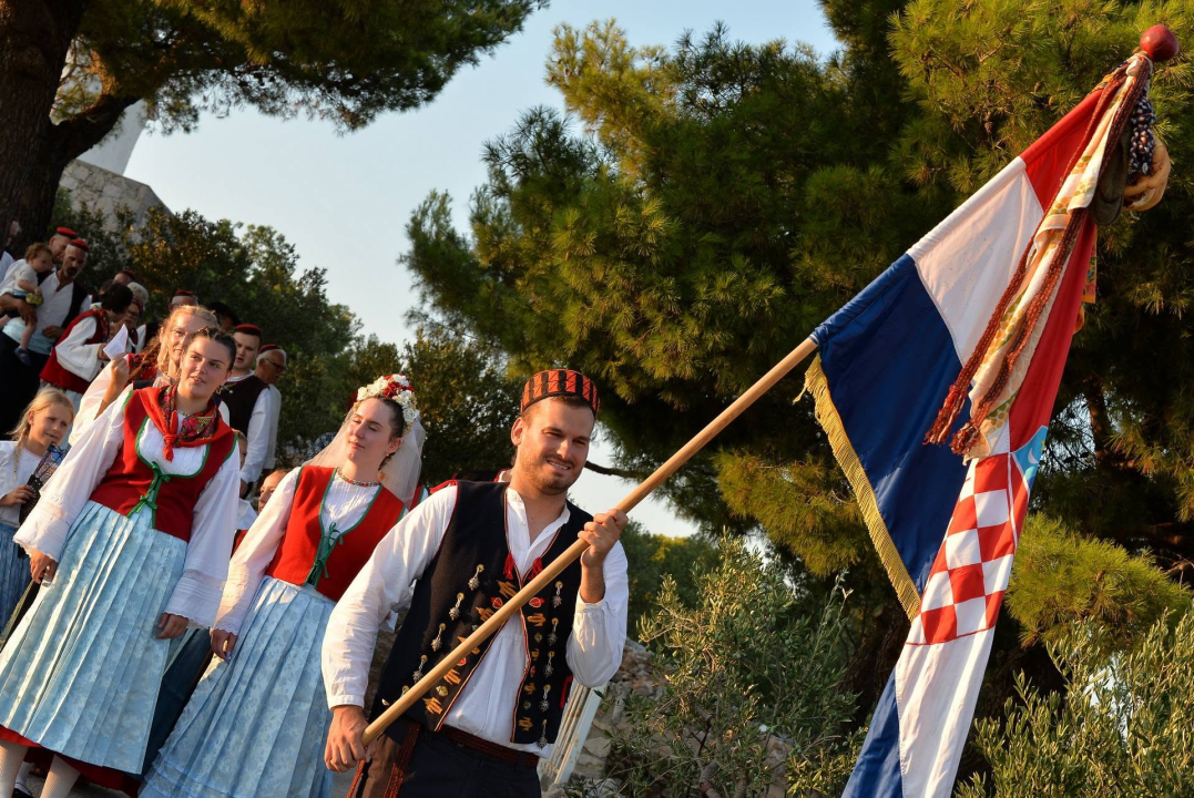 Murterski pir i ove godine vraća stare običaje na ulice