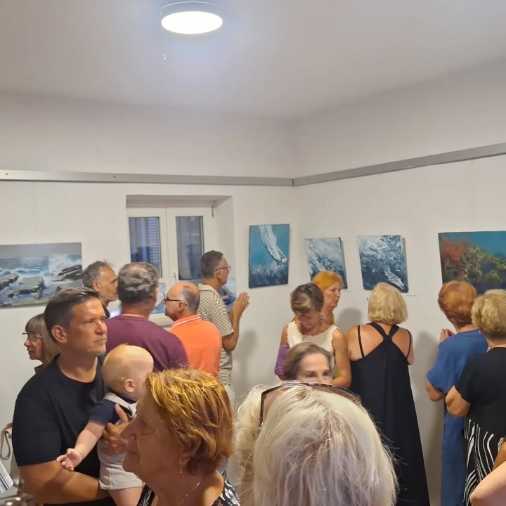 Zaljubljenici u otočnu baštinu okupili se na otvorenju izložbe 'Morski izričaji'