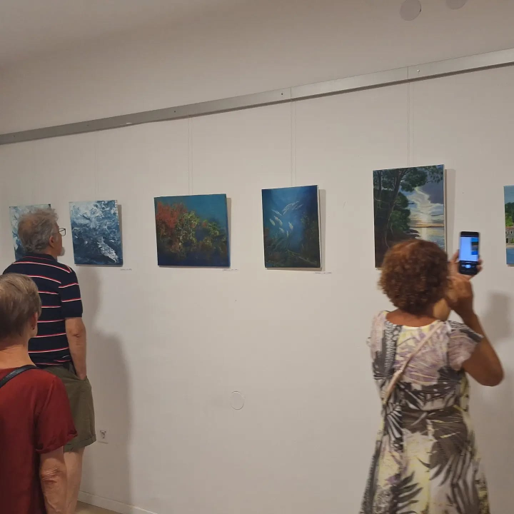 Zaljubljenici u otočnu baštinu okupili se na otvorenju izložbe 'Morski izričaji'