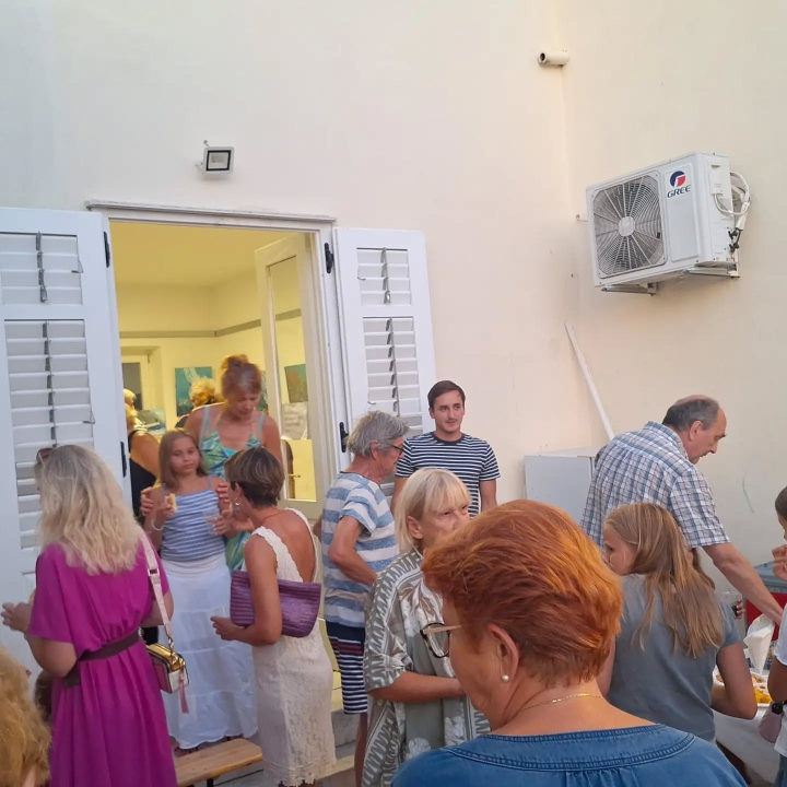 Zaljubljenici u otočnu baštinu okupili se na otvorenju izložbe 'Morski izričaji'