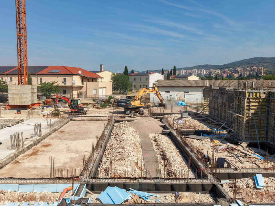 Započeli konstrukcijski radovi na novom vatrogasnom domu u bivšoj vojarni Bribirski knezovi
